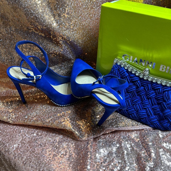 Royal Blue pumps with handbag - Picture 2 of 2